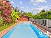 Maison 10 pièces de 285m² avec piscine