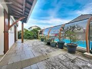 Maison 11 pièces 215 m²