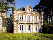 Maison 11 pièces 215 m²