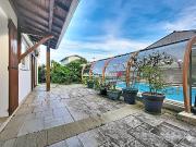 Maison 11 pièces 215 m²