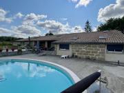 Maison 11 pièces 219 m²