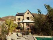 Maison 11 pièces 225 m²