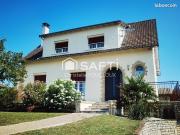 Maison 11 pièces 226 m²