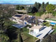 Maison 11 pièces 260 m²