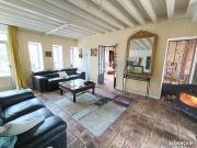 Maison 11 pièces 261 m²