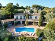 Maison 11 pièces 262 m²