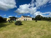 Maison 11 pièces 272 m² Maison 11 pièces 272 m²