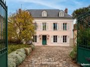 Maison 11 pièces 277 m²