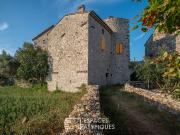Maison 11 pièces 297 m²