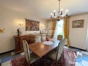 Maison 11 pièces 300 m²