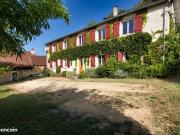 Maison 11 pièces 300 m²