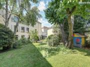 Maison 11 pièces 303 m²