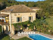 Maison 11 pièces 310 m²