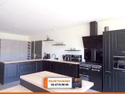 Maison 11 pièces 310 m²