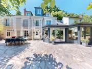 Maison 11 pièces 313 m²