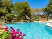 Maison 11 pièces 317 m²