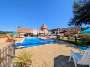 Maison 11 pièces 323 m²