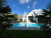 Maison 11 pièces 334 m²