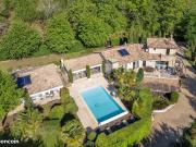 Maison 11 pièces 340 m²