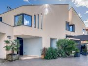 Maison 11 pièces 345 m²