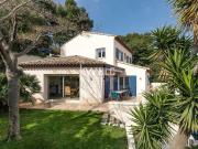 Maison 11 pièces 368 m²