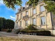 Maison 11 pièces 370 m²