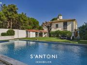 Maison 11 pièces 380 m²