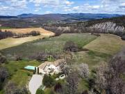 Maison 11 pièces 398 m²