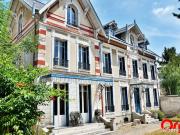 Maison 11 pièces 400 m²