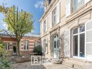 Maison 11 pièces 405 m²