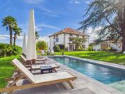 Maison 11 pièces 410 m²