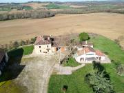 Maison 11 pièces 469 m²