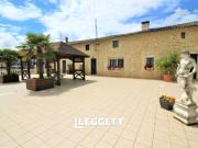 Maison 11 pièces 480 m²