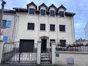 Maison 12 pièces 225 m²