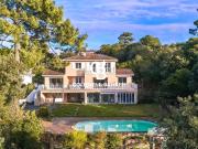 Maison 12 pièces 230 m²