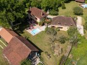 Maison 12 pièces 260 m²