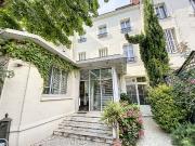 Maison 12 pièces 264 m²