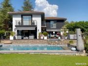 Maison 12 pièces 303 m²