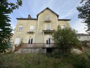Maison 12 pièces 275 m²