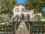 Maison 12 pièces 303 m²