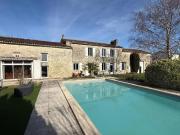 Maison 12 pièces 303 m²