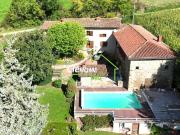 Maison 12 pièces 314 m²