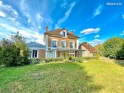 Maison 12 pièces 350 m²