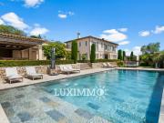 Maison 12 pièces 360 m²