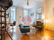 Maison 12 pièces 390 m²