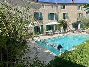 Maison 12 pièces 400 m²