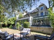 Maison 12 pièces 408 m²