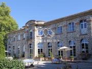 Maison 13 pièces 421 m²