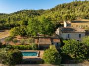 Maison 12 pièces 445 m²