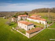 Maison 12 pièces 450 m²